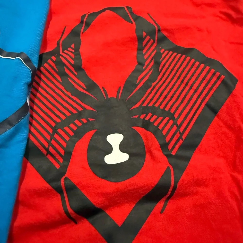 2-Piece Bundle Spyder Red and Blue Spider Graphic Tees Size S - Picture 6 of 8